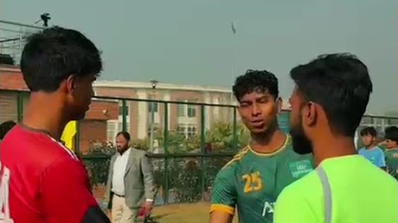 LG Cup — Football
